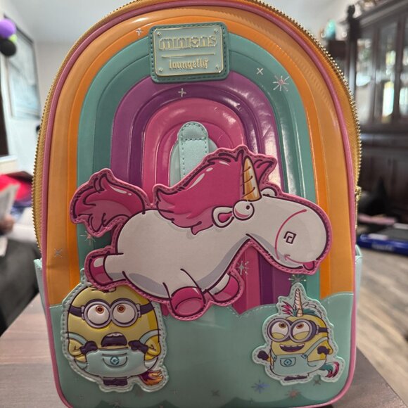 Loungefly Universal Studios Minions Despicable Me Mini Backpack NWT - Picture 1 of 5